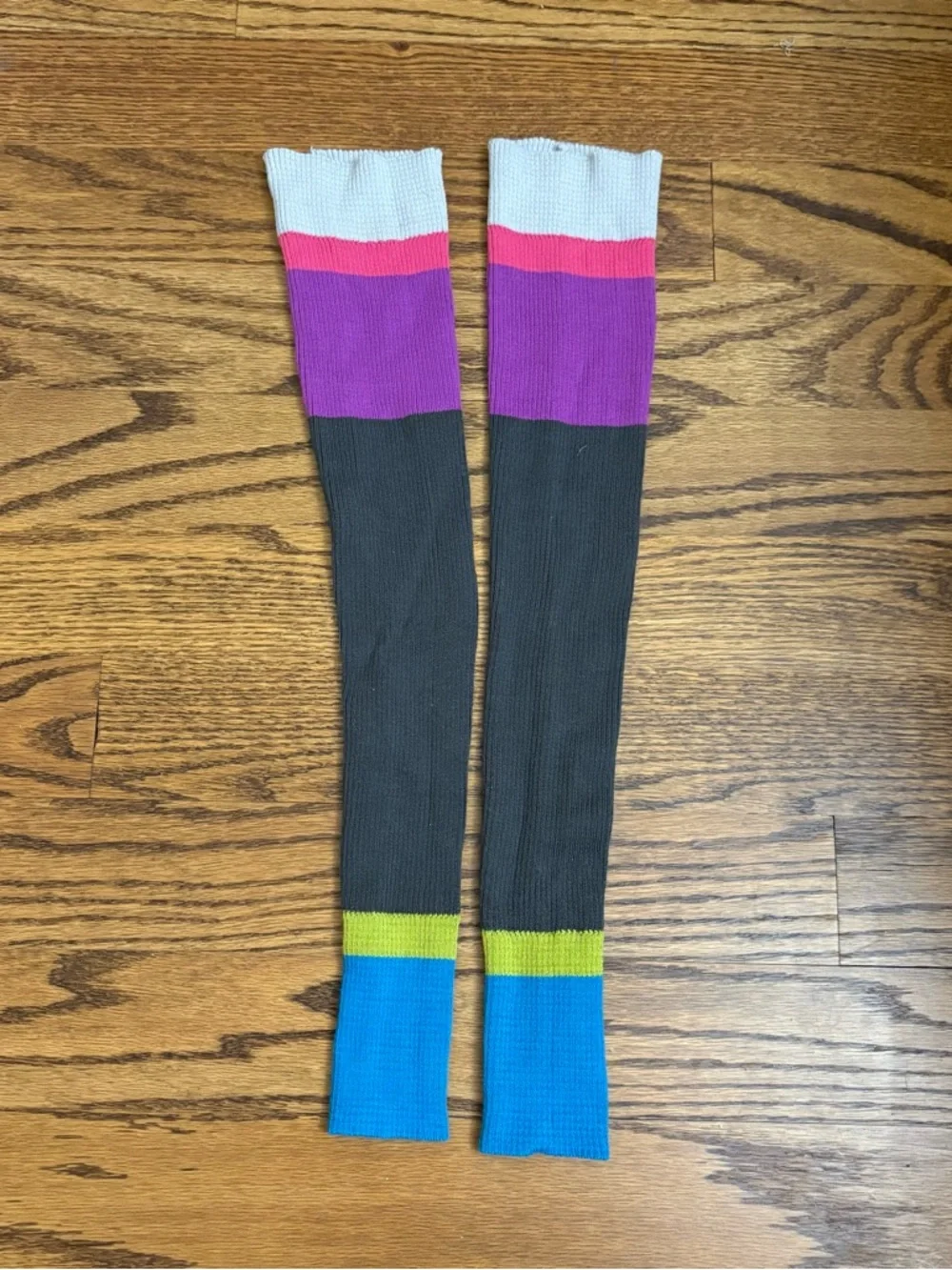 Nikokay Legwarmers 🩰 - Picture 2 of 4